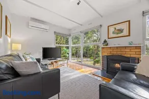 Wattletree Cottage Halls Gap - Image 4