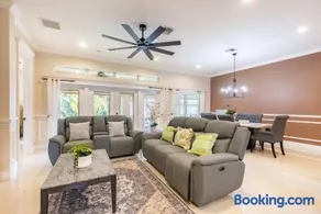 Chill & Spacious 3BR - Beaches & Backyard Fun - Image 4
