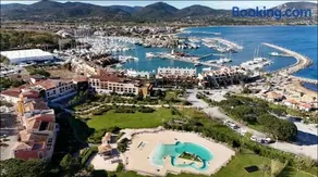 Côté Mer 5 Personnes Plage et Piscine Golfe de St Tropez - Image 4
