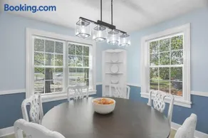 Forest Hills Manor - Image 3