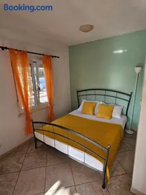 Olive Garden Apartments - Image 5