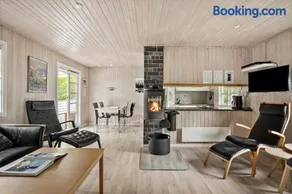 1486-Aakirkeby-Fyrrebakken-1 - Image 4
