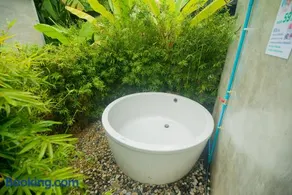 น้ำมาแล้ว ที่ชะอม รีสอร์ท l ที่พัก ติดลำธาร มีสระ มีสระส่วนตัว ติดแอร์ มีอ่าง l - Image 3
