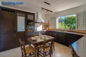 Villa Joel - Casa con piscina cerca de la playa - Image 2
