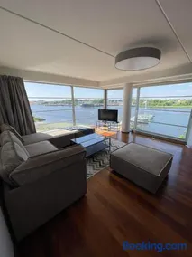 Ringi 37 Riverview Holiday Apartments - Image 1