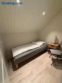Elm Guesthouse - Image 3