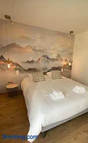 Villa Henri Marie l Chambre Pastel, Maritime, Soleil Levant - Image 3