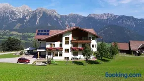 Hotel-Pension Asingerhof - Image 1