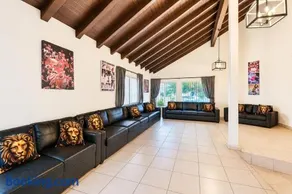Two Luxury Villas - Private Pools - Large Groups - Image 2