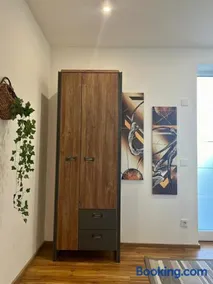 Großzügige Moderne Ferienwohnung 90qm Zentrale ruhige Lage - Image 2