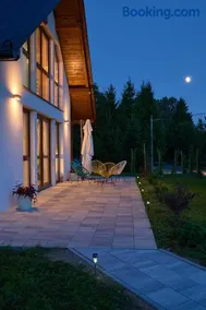 Country Gold Holiday Home - Image 3
