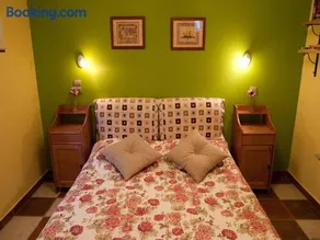Villa Inn Messinia - Image 2