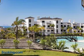Brand New, Luxurious Ground Floor Apartment in Mirador de Estepona Hills - Image 1
