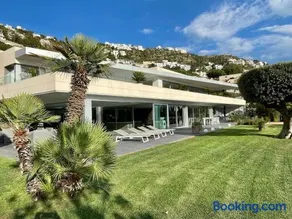 Casa Llosa - Image 5