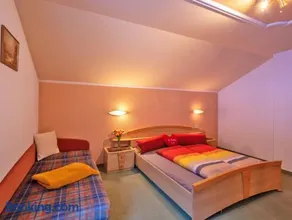 Apart Romantica - Image 3