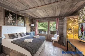 SOMPTUEUX CHALET BARON MEGEVE VUE.Jaccuzi.4 mn a pied au centre - Image 3