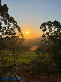 Casa com dois quartos cama de casal e vista panorâmica próximo a Gramado Serra Gaúcha - Image 5