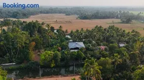 Hestia Homestay- 2 Bedroom Retreat Aymanam - Image 5
