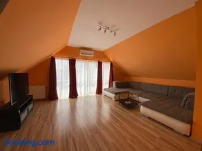 Korall Apartman - Image 4