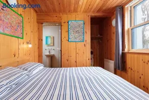 Capsule Rooms, FREE PRIVATE PARKING - Image 3