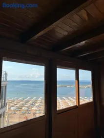 SB Seaside Residence - Image 2