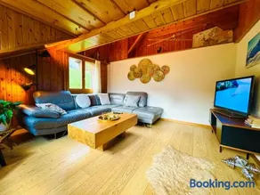 Cozy Apartment in Vintage House in Kandersteg - Image 5