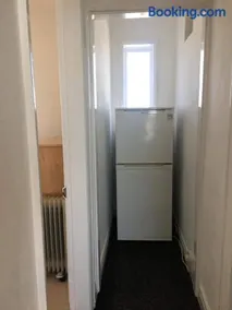 Clifftop Apartment - Image 2