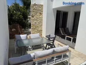 Beach Villa With Private Pool And BBQ - Image 2