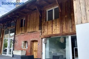 triplex dans une ferme rénovée - Image 1