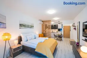 MyFlat Wave Beach43 Apartment - Image 1
