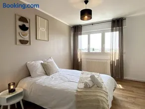 Appartement neuf, 3 chambres avec vue panoramique - Image 1