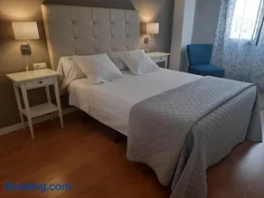 Apartamentos Alameda - Image 2