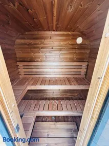 The Lodge - A Home Away From Home, With Private & Secluded Sauna access - Image 2