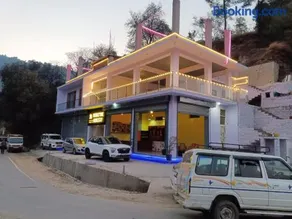 Woodstone Homestay & Pahadi Swad Cafe - Image 1