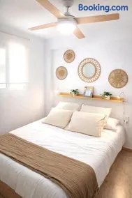 Bonito apartamento con vistas al mar - Image 2
