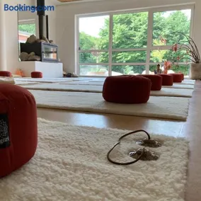 Hollys Bed & Breakfast - Image 3