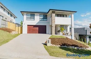 Entire Unit 02 Rooms 04 King Single Beds 11 kms to Goldcoast Airport - Image 4