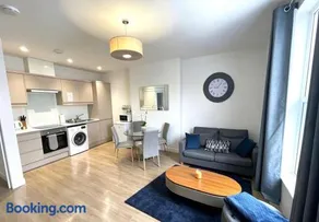 La Fontaine Court Apartments - Aldershot - Image 1