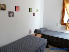 Casa cerca del mar con piscina, acepta mascotas, playa para perros, wifi y aire opcional - ES-184-5 - Image 2