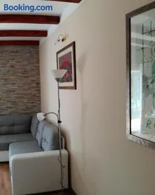 Kolombo Apartment - Image 1