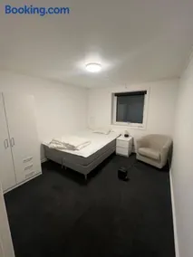Basement apartment on Ulstein - Image 2