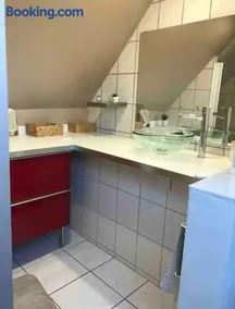 Attic apartment in heart of Obernai - Image 5