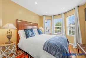 4BR World Cup Base-Sleeps 11-Easy Met-Life Access-Grand Central 30 mins - Image 1