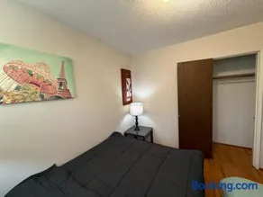 Deluxe Private Family Queen Room - Image 2