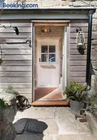 Niver Dew Holiday Cottage - Image 1