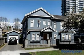 Two Bedrooms- A Warm House - Image 1