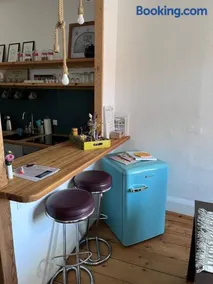 City Apartment - Image 4