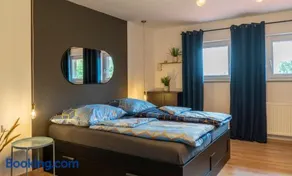 Modern Western - Apartment Blue - Image 3