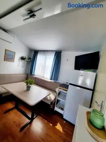 Mobilhome Nico - Camping Turanj with Pool - Image 3