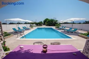 White Villa - Image 2